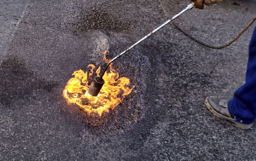 Stapleford Tawney flat roofing repairs